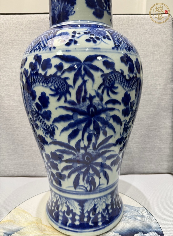 古玩陶瓷花間龍紋雞腿瓶真品鑒賞圖