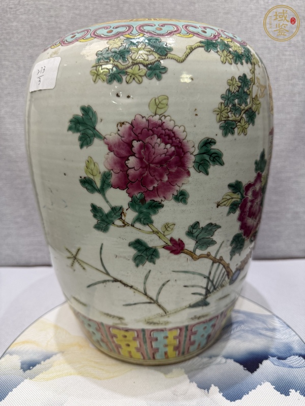 古玩陶瓷鳳凰牡丹紋粉彩冬瓜罐真品鑒賞圖