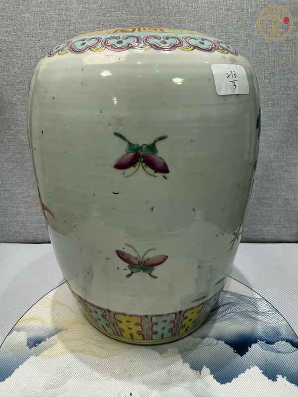 古玩陶瓷鳳凰牡丹紋粉彩冬瓜罐真品鑒賞圖