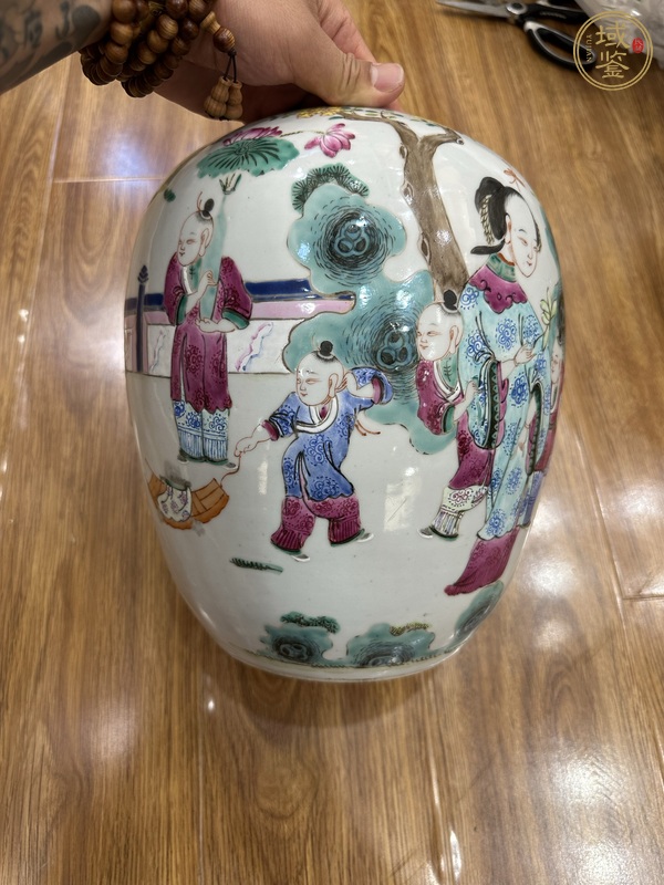 古玩陶瓷粉彩人物故事紋冬瓜罐真品鑒賞圖