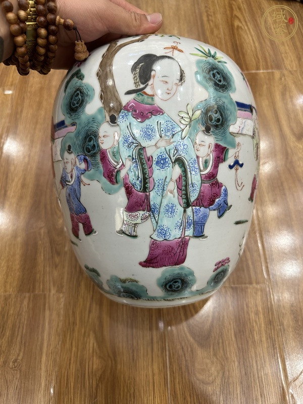 古玩陶瓷粉彩人物故事紋冬瓜罐真品鑒賞圖