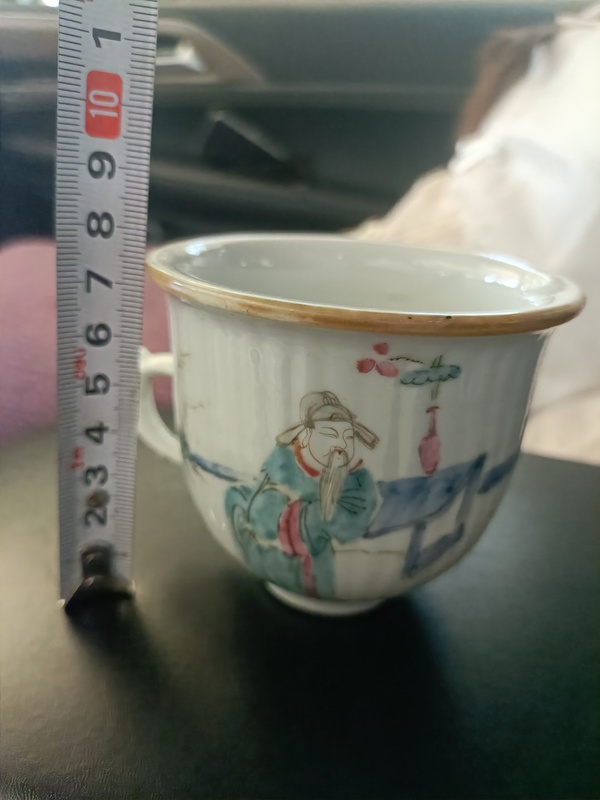 古玩陶瓷晚清粉彩人物故事紋茶杯拍賣,當(dāng)前價(jià)格3888元