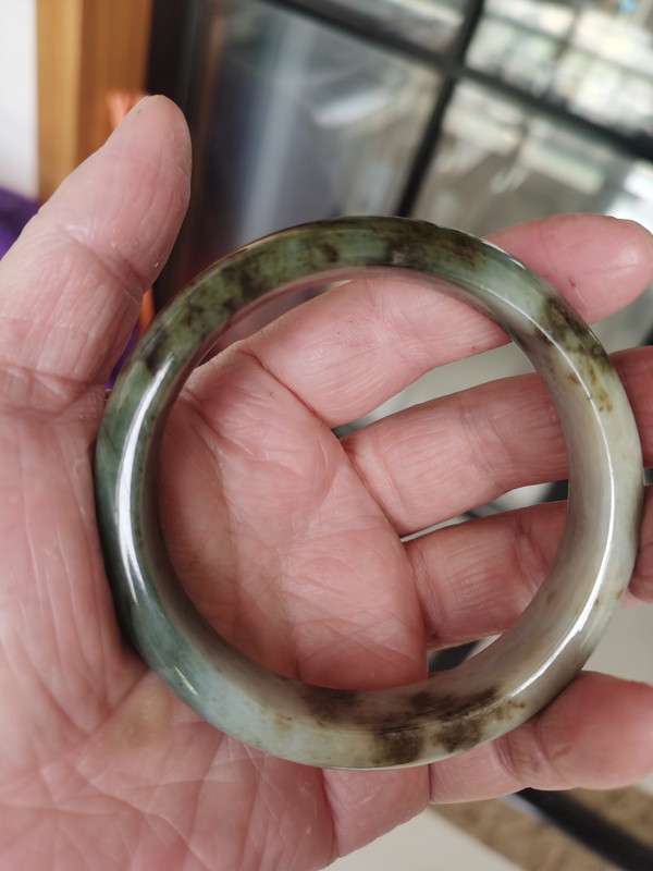 古玩轉賣天然翡翠手鐲拍賣，當前價格220元