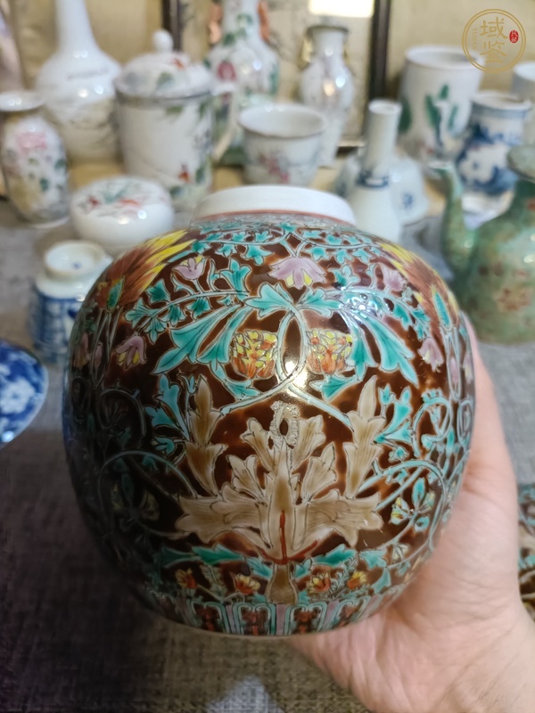 古玩陶瓷粉彩花卉紋蓋罐真品鑒賞圖