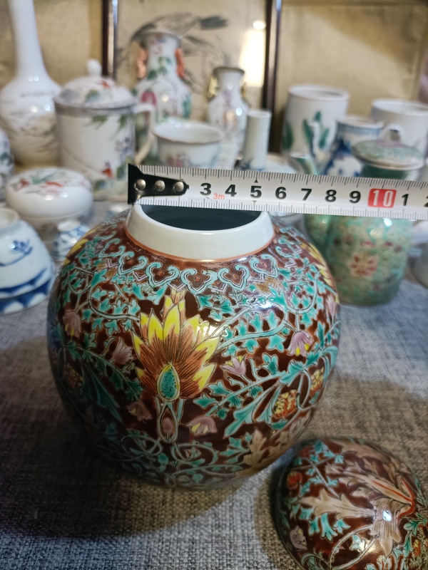 古玩陶瓷民國(guó)粉彩花卉紋蓋罐拍賣，當(dāng)前價(jià)格2888元