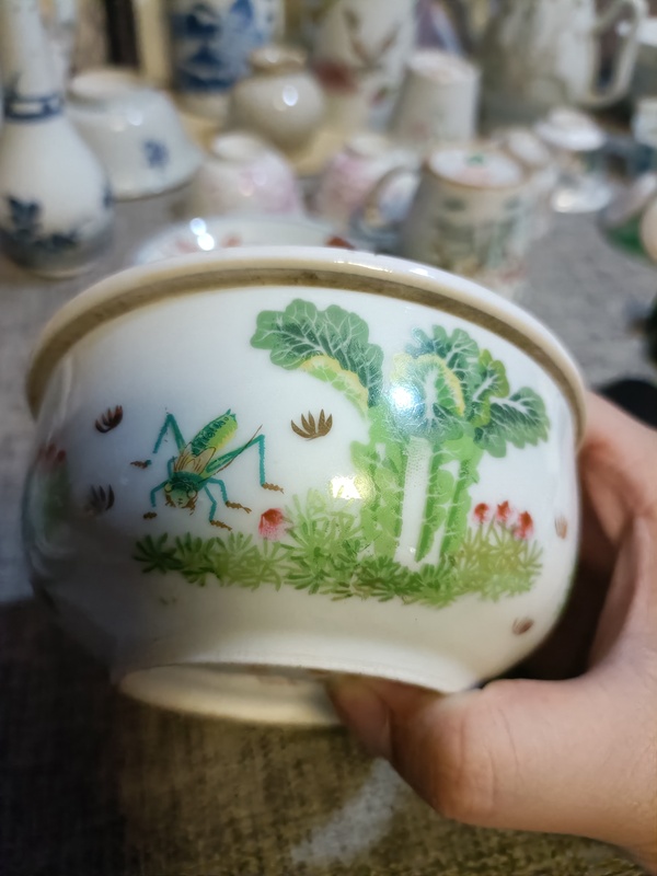 古玩陶瓷民國粉彩白菜蟈蟈圖蓋罐拍賣，當(dāng)前價格2888元