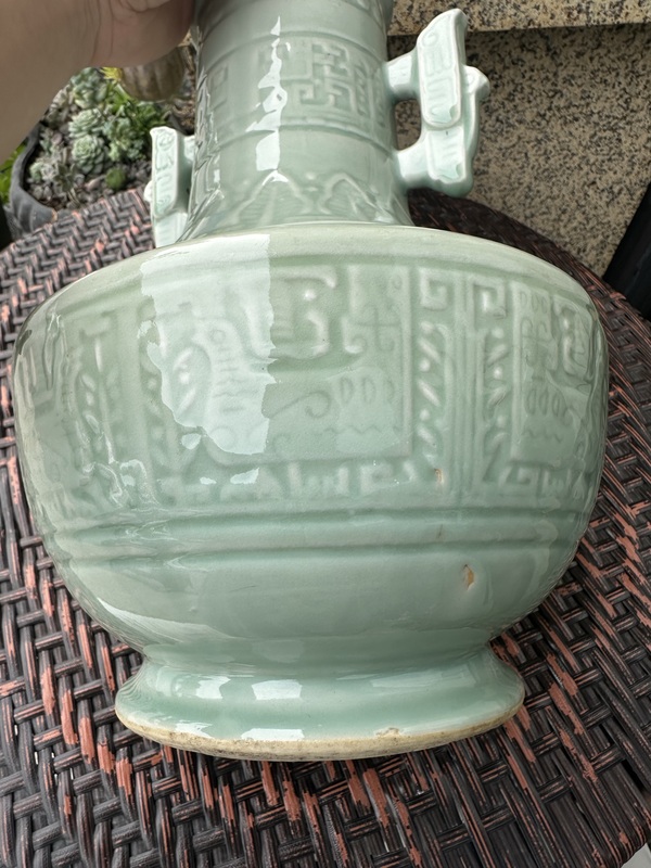 古玩陶瓷青釉瓶拍賣,當(dāng)前價(jià)格2880元