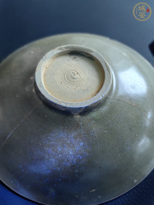 古玩陶瓷龍泉青瓷刻花盤，平臺不允許估價真品鑒賞圖