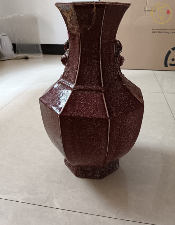 古玩紅釉八方瓶真品鑒賞圖