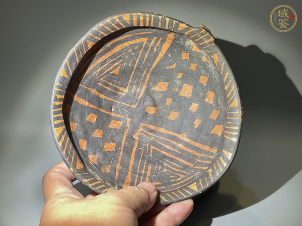古玩陶瓷馬家窯文化馬廠類型彩陶雙耳缽真品鑒賞圖