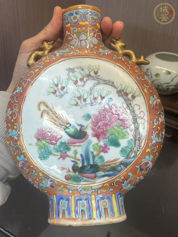 古玩花鳥紋粉彩抱月瓶真品鑒賞圖
