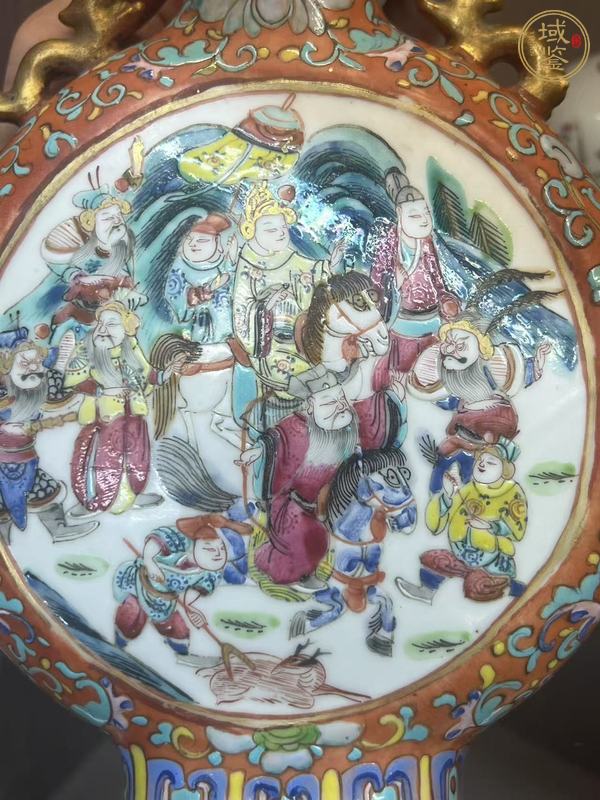 古玩陶瓷花鳥紋粉彩抱月瓶真品鑒賞圖