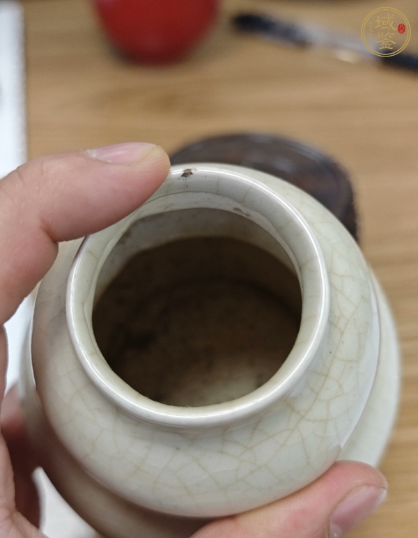 古玩陶瓷白釉開片紋葫蘆瓶真品鑒賞圖