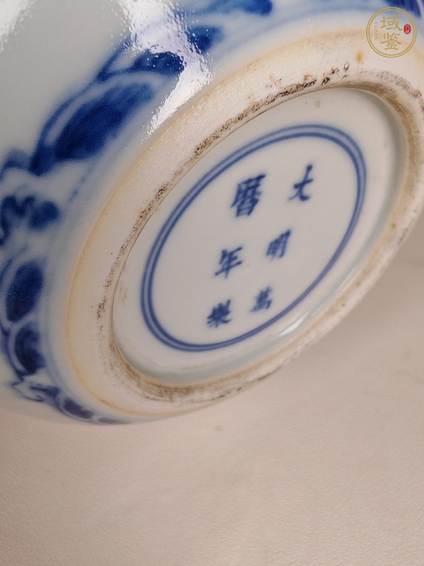 古玩陶瓷晚清青花提梁壺真品鑒賞圖