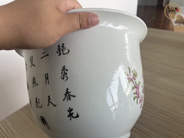 古玩陶瓷粉彩花鳥詩文花盆真品鑒賞圖