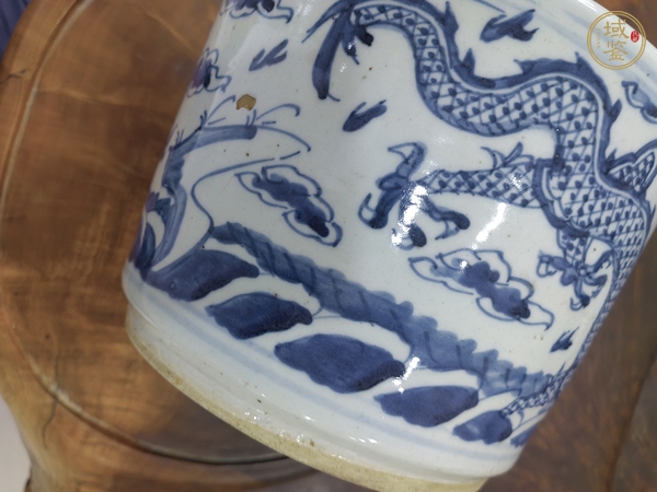 古玩陶瓷青花趕珠龍紋筒式爐真品鑒賞圖
