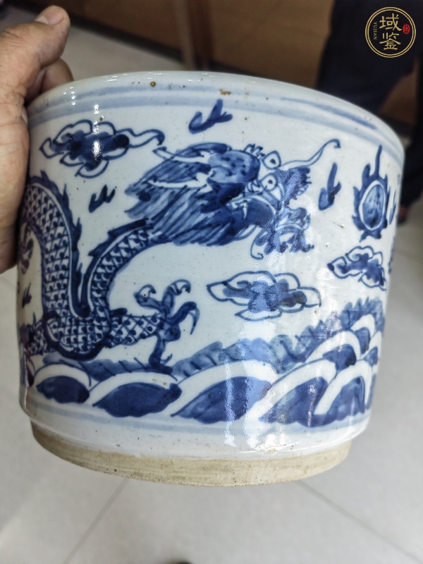 古玩陶瓷青花趕珠龍紋筒式爐真品鑒賞圖