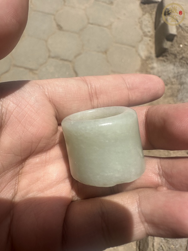 古玩玉器和田玉雕“素紋扳指”真品鑒賞圖