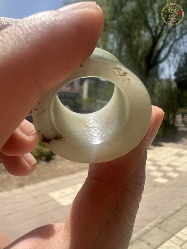 古玩玉器和田玉雕“素紋扳指”真品鑒賞圖