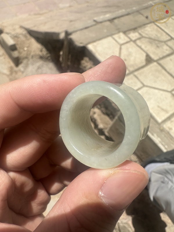 古玩玉器和田玉雕“素紋扳指”真品鑒賞圖
