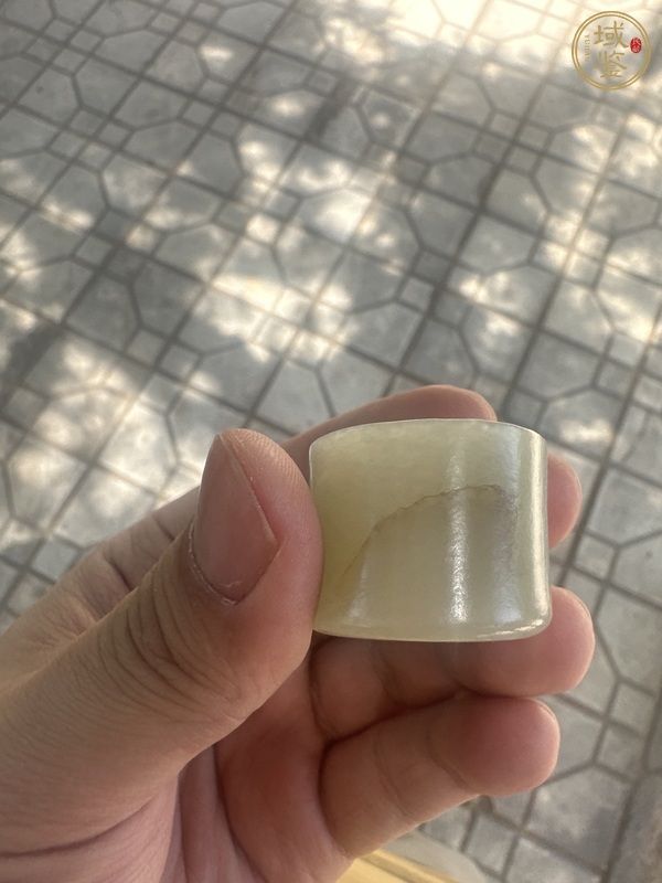 古玩玉器和田玉雕“素紋扳指”真品鑒賞圖