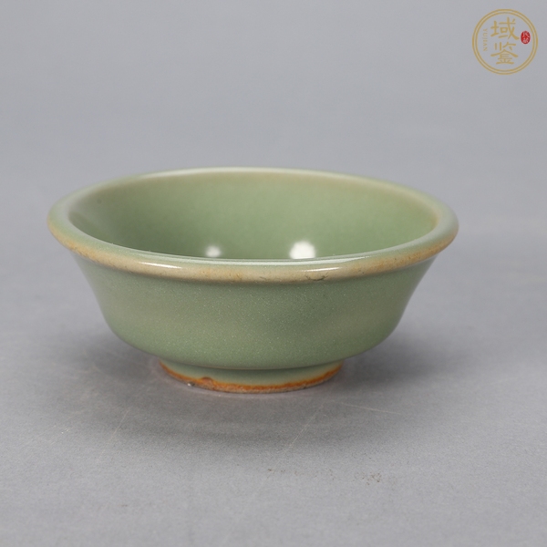 古玩陶瓷龍泉窯圓口洗真品鑒賞圖