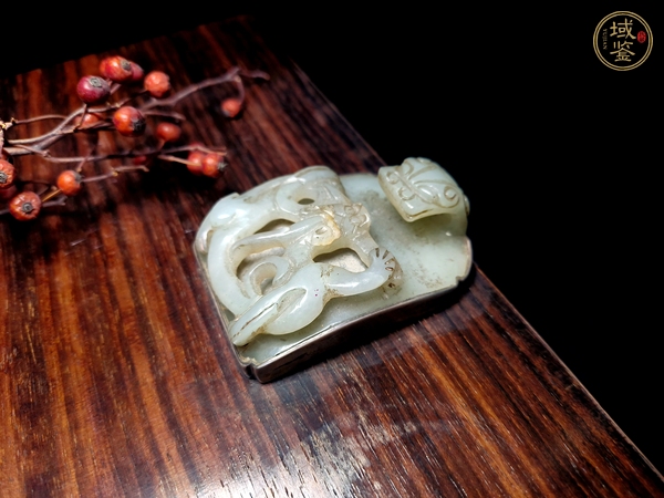 古玩玉器和田玉雕“龍紋帶扣”真品鑒賞圖