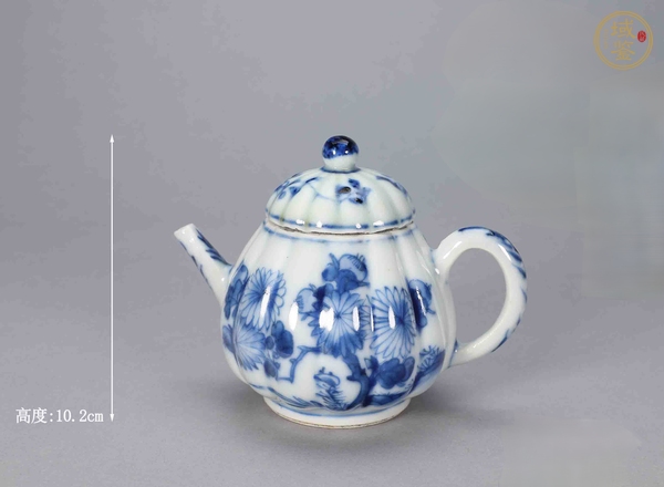 古玩陶瓷青花壺真品鑒賞圖