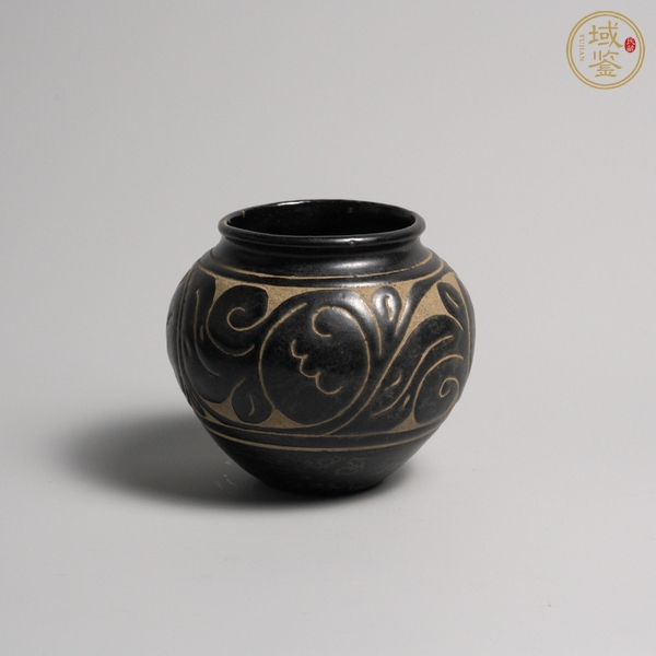 古玩陶瓷元代磁州窯黑釉剔花罐真品鑒賞圖