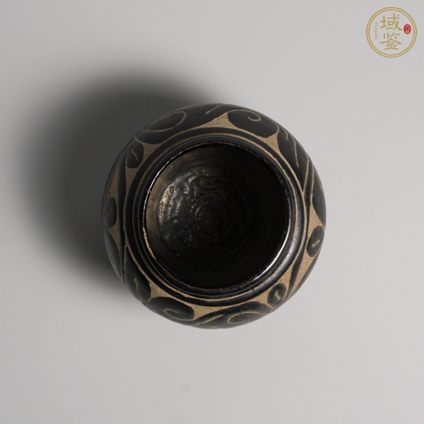 古玩陶瓷元代磁州窯黑釉剔花罐真品鑒賞圖