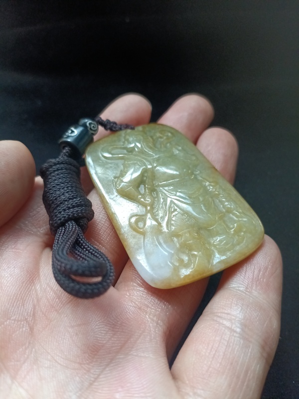 古玩玉器當(dāng)代翡翠雕“關(guān)公牌”拍賣，當(dāng)前價(jià)格2200元