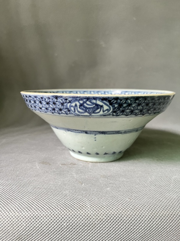 古玩陶瓷清代康熙~青花花卉紋折腰碗拍賣,當(dāng)前價格888元