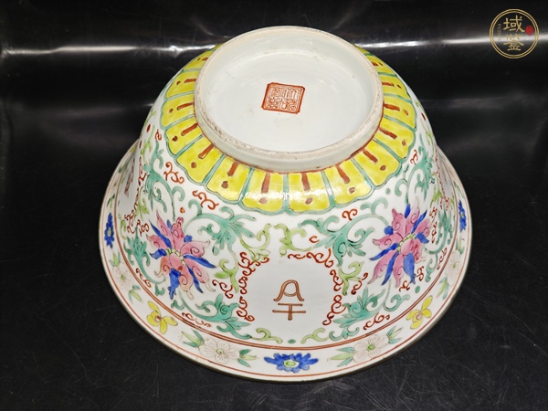 古玩陶瓷粉彩花卉吉祥如意大碗真品鑒賞圖