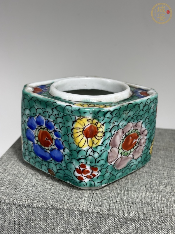 古玩陶瓷五彩水盂真品鑒賞圖