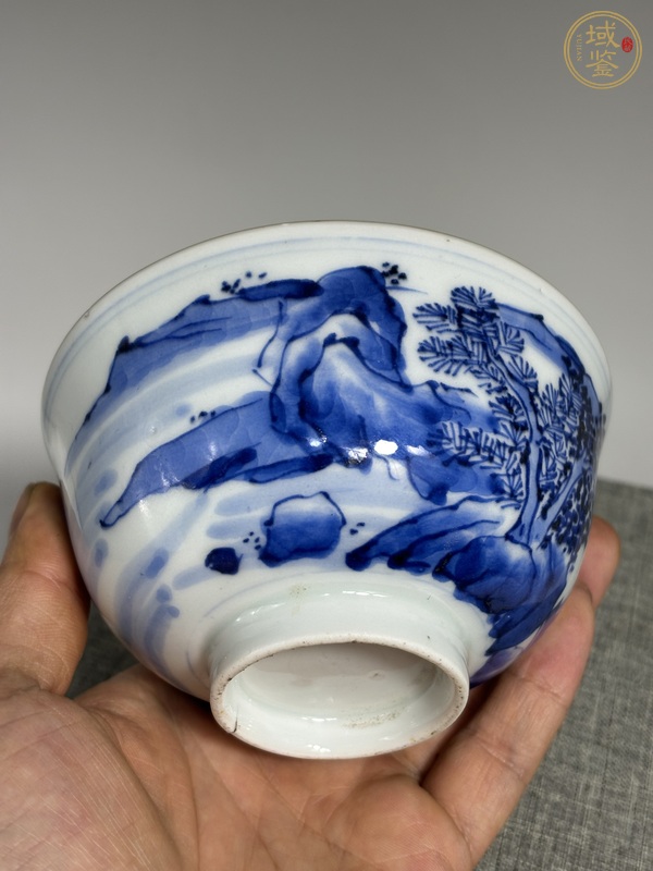 古玩陶瓷樓臺(tái)亭閣山水紋青花蓋碗真品鑒賞圖