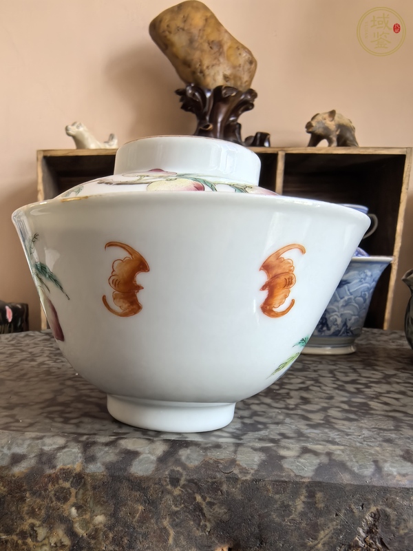 古玩陶瓷粉彩九桃蓋碗真品鑒賞圖