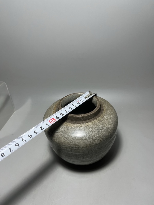 古玩陶瓷明代哥釉罐拍賣，當前價格650元