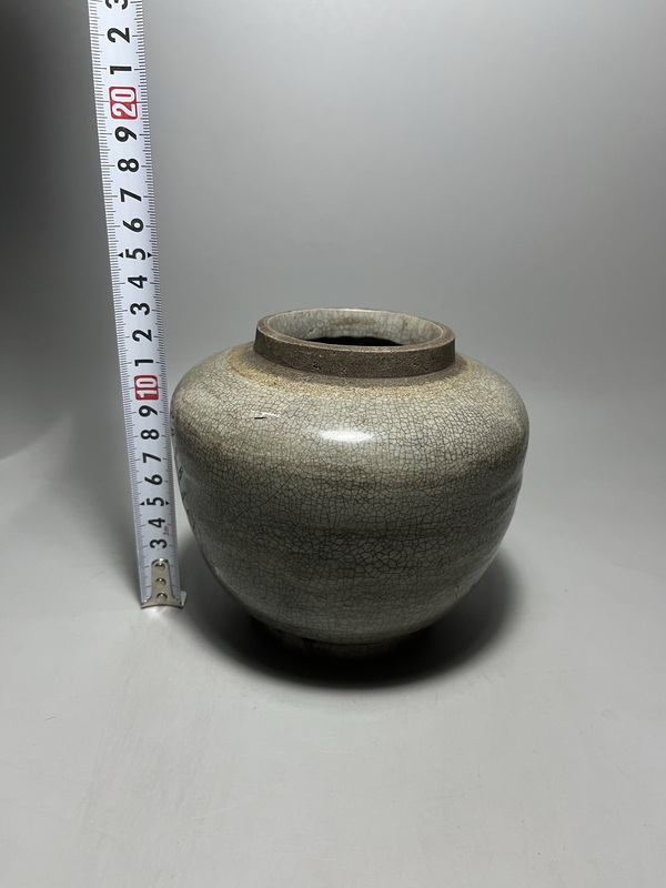 古玩陶瓷明代哥釉罐拍賣，當前價格650元