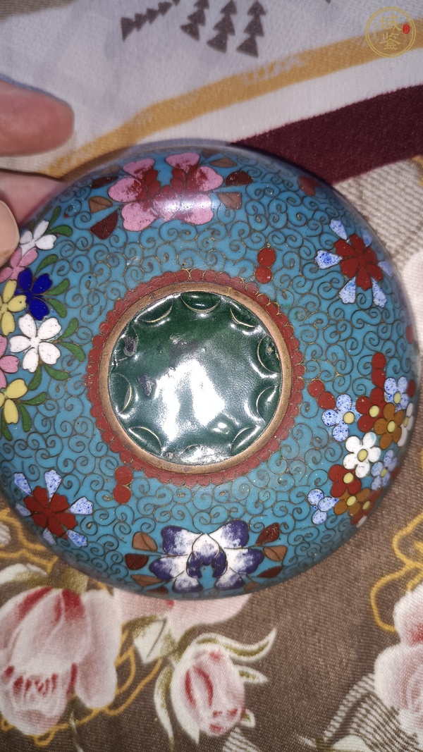 古玩銅器景泰藍(lán)蓋盒真品鑒賞圖