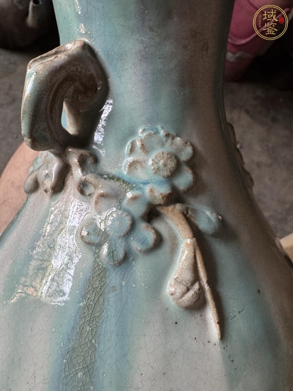 古玩晚清石灣窯花瓶真品鑒賞圖
