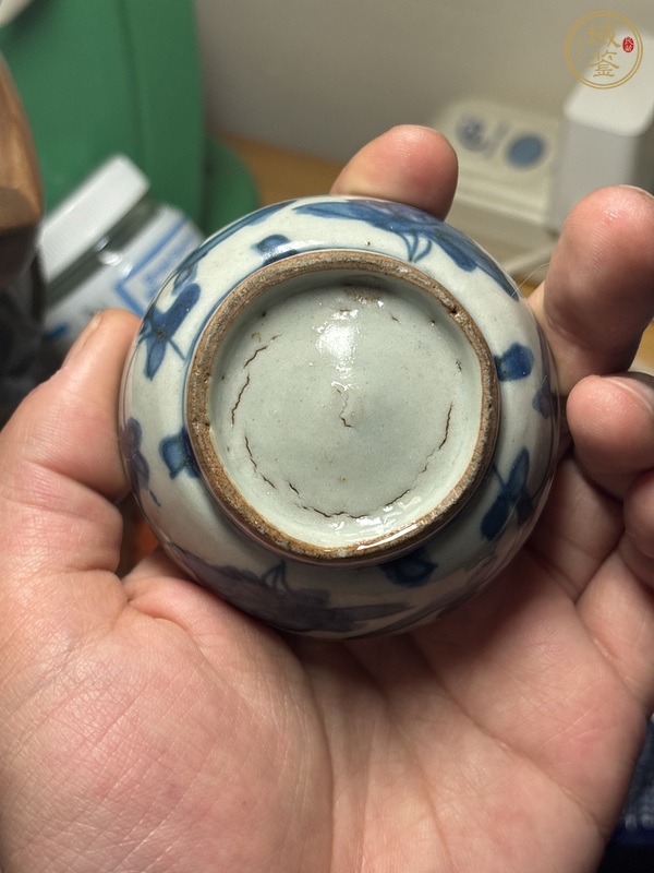 古玩陶瓷青花滿池矯紋粉盒真品鑒賞圖