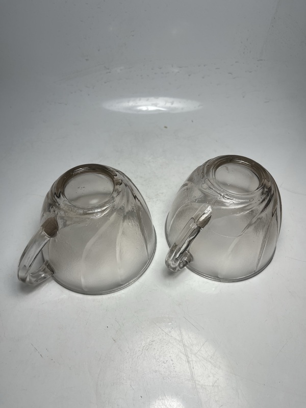 古玩雜項花瓣紋水杯一對拍賣，當(dāng)前價格188元