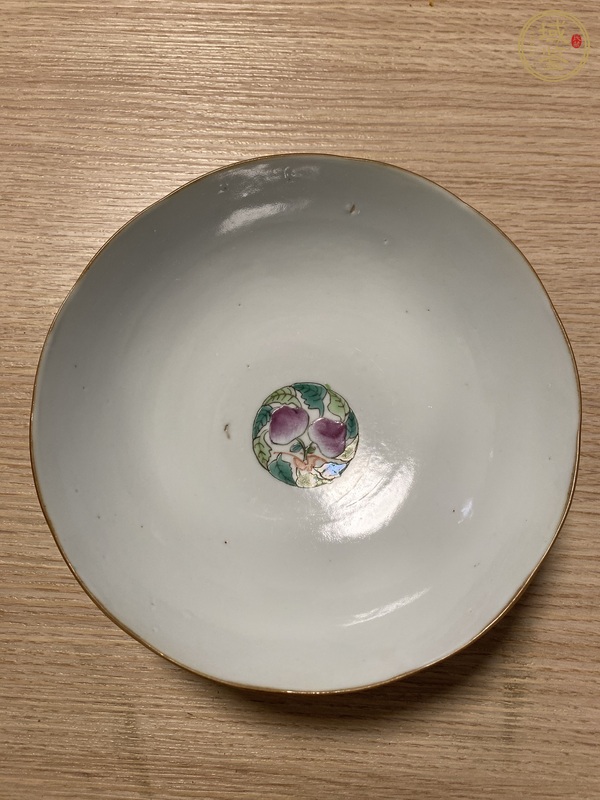 古玩陶瓷粉彩飛黃騰達紋茶碗真品鑒賞圖