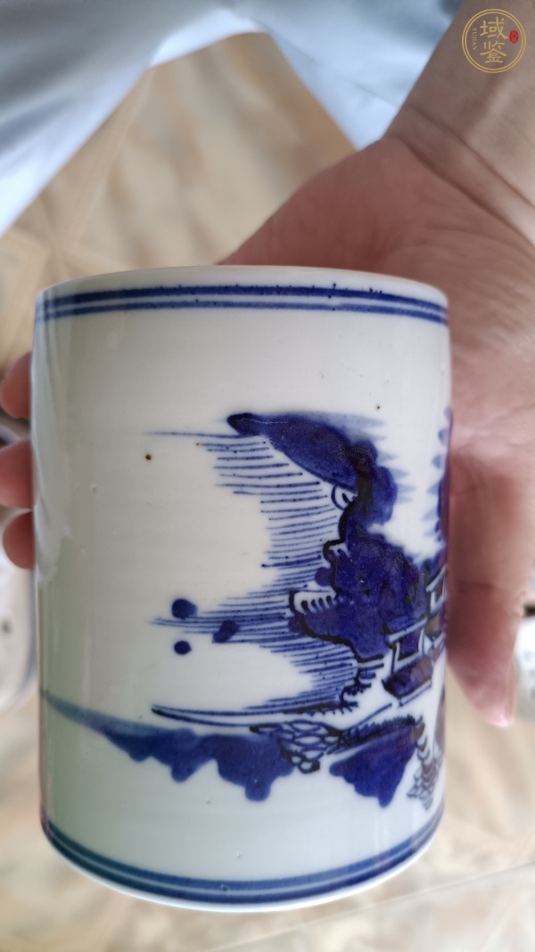 古玩陶瓷山水紋青花筆筒真品鑒賞圖