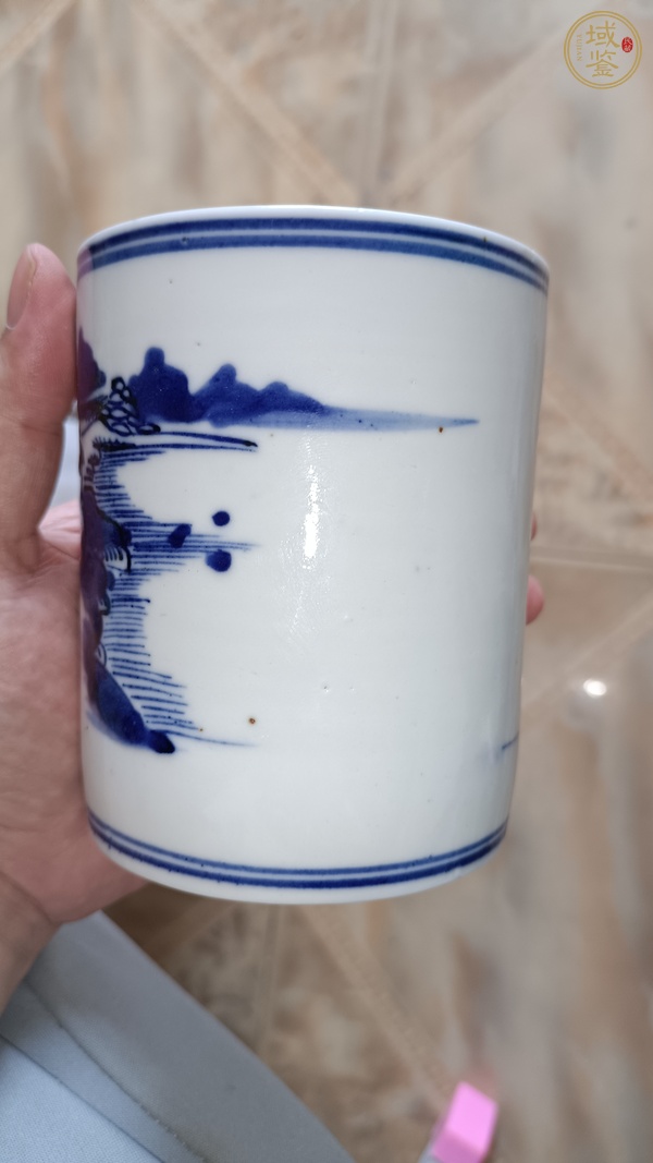 古玩陶瓷山水紋青花筆筒真品鑒賞圖