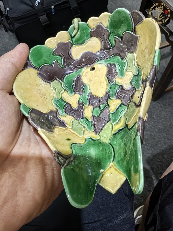 古玩陶瓷 素三彩吸杯真品鑒賞圖