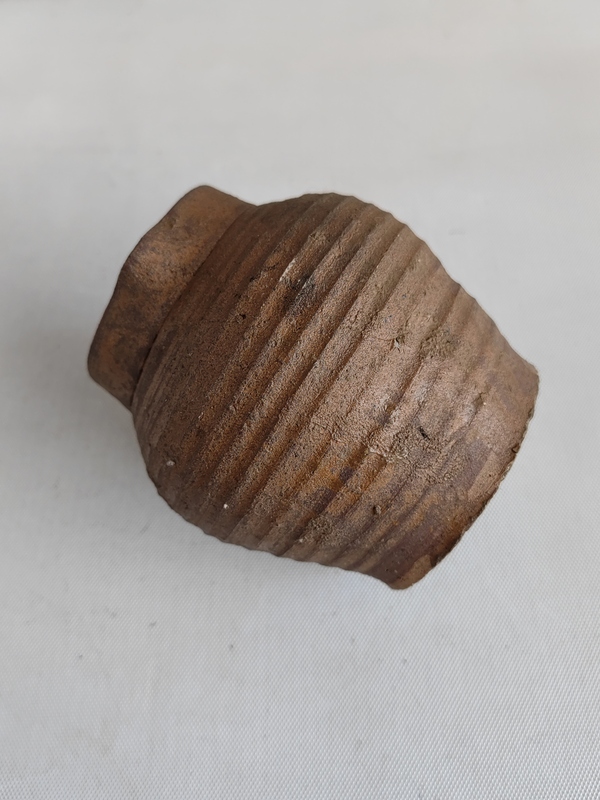 古玩陶瓷褐釉公道杯拍賣(mài)，當(dāng)前價(jià)格580元