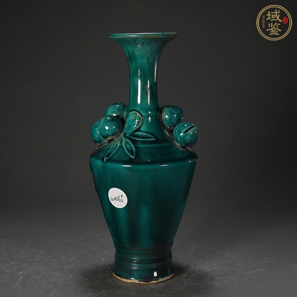 古玩陶瓷綠釉貼塑瓶真品鑒賞圖