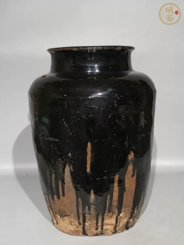 古玩陶瓷磁州窯黑釉罐真品鑒賞圖