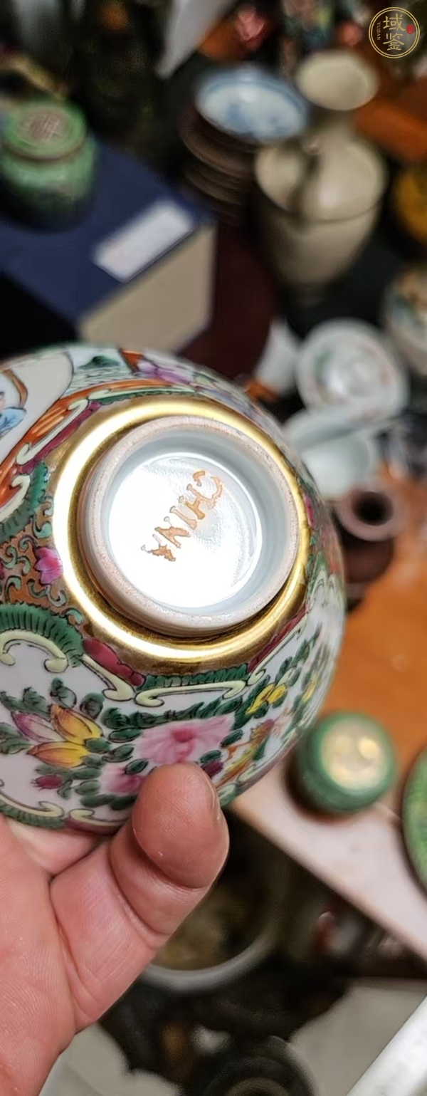 古玩陶瓷花鳥紋廣彩杯真品鑒賞圖